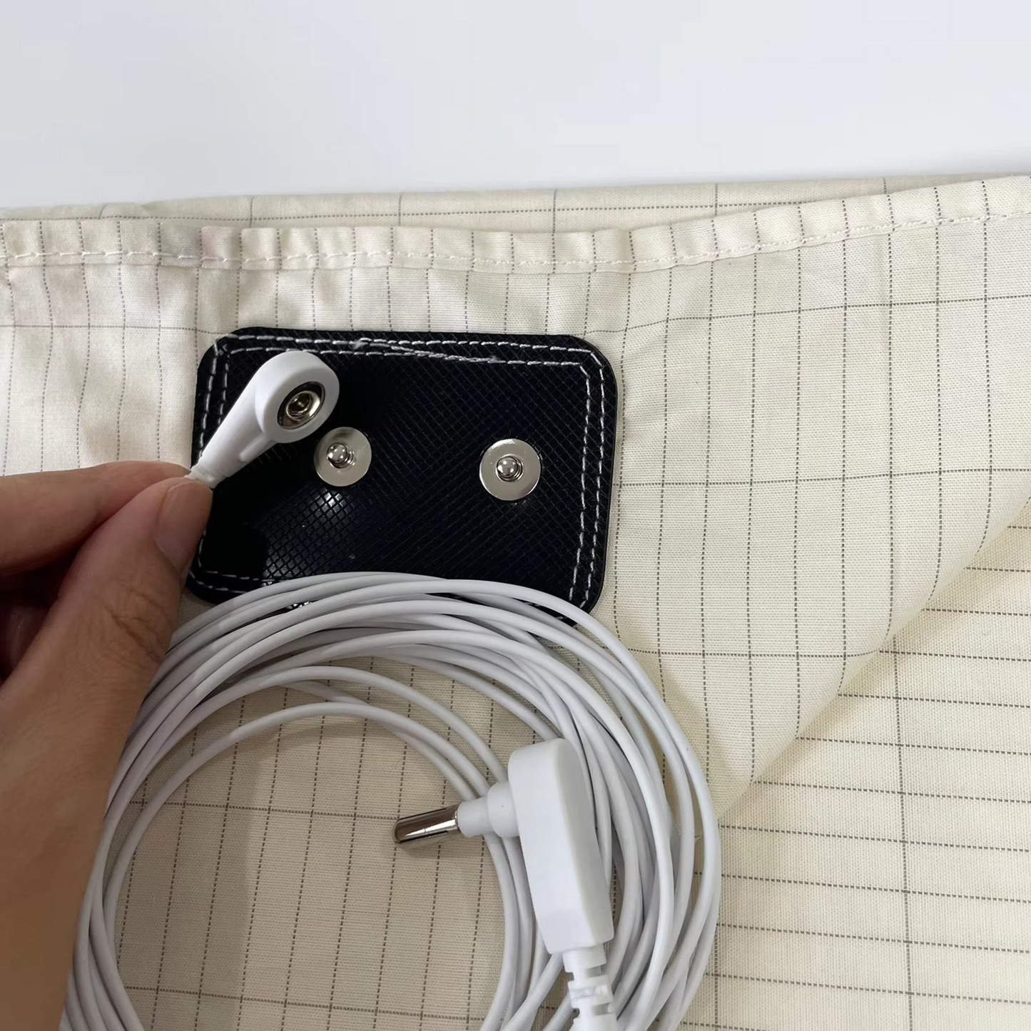 SilverGround Grounding Bed Sheet – Natural Sleep & Inflammation Relief