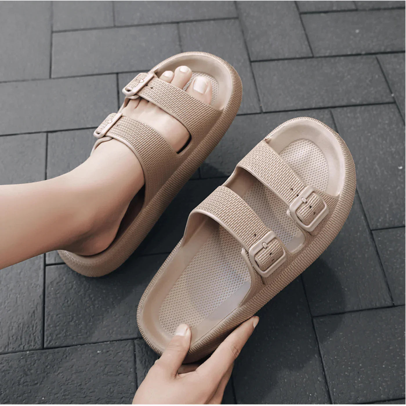 CloudStep™ - Ultra-Soft Adjustable Comfort Slides