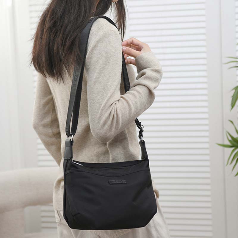 Joanna – Anti-Theft Waterproof Shoulder Bag for Women | Secure Travel Crossbody
