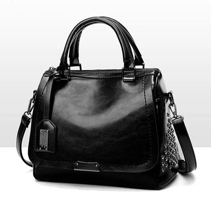 Elegant Soft Leather Shoulder Bag for Women – Perfect for Any Occasion