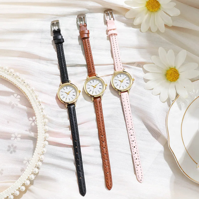 Billie | Elegant Round Women’s Watch with Roman Numerals – Minimalist Gold Timepiece