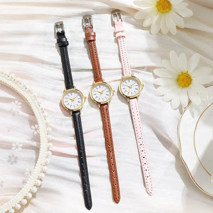 Billie | Elegant Round Women’s Watch with Roman Numerals – Minimalist Gold Timepiece
