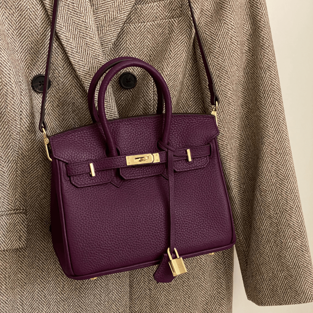 Luxury Leather Handbag for Women – Elegant & Timeless Shoulder Bag
