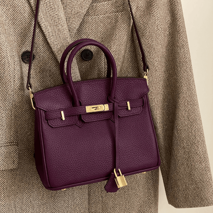 Luxury Leather Handbag for Women – Elegant & Timeless Shoulder Bag
