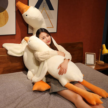 Cuddly Giant Goose Plush – Soft Toy in Multiple Sizes
