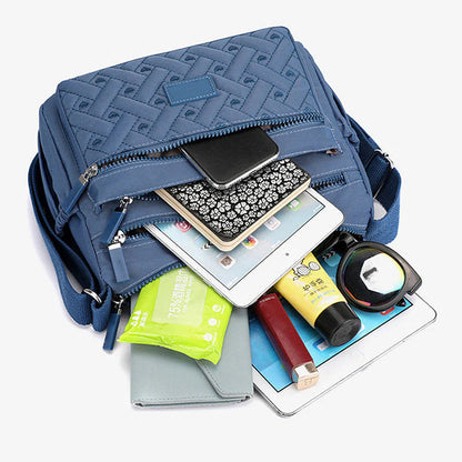 Classic Luxury Shoulder Bag – Elegant & Spacious Everyday Handbag