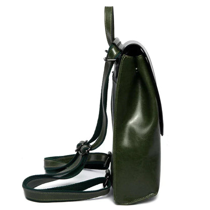 LuxeCarry Leather Backpack – Stylish Design with Versatile Storage for Women