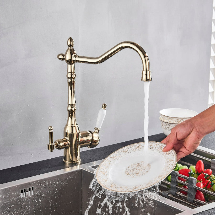 Traditional Kitchen Mixer Tap – Timeless Design with Modern Technology