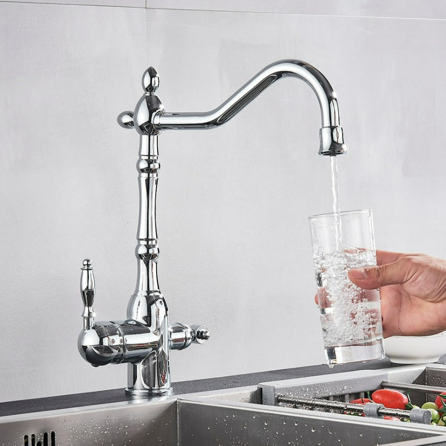 Traditional Kitchen Mixer Tap – Timeless Design with Modern Technology