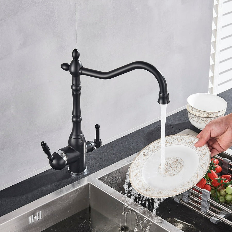 Traditional Kitchen Mixer Tap – Timeless Design with Modern Technology