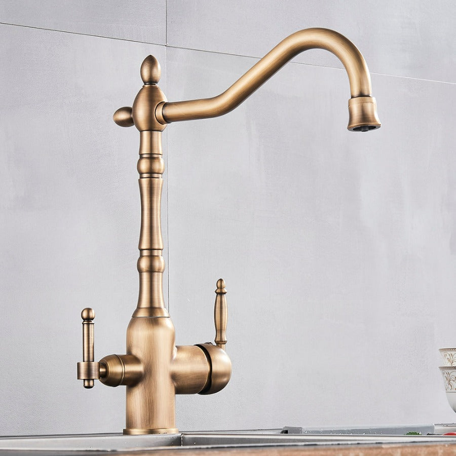 Traditional Kitchen Mixer Tap – Timeless Design with Modern Technology