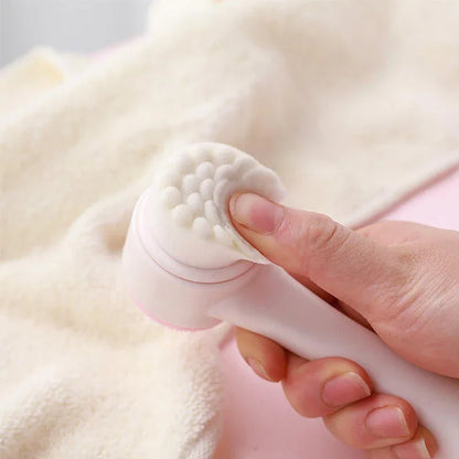SilkGlow – 3D Silicone Face Cleanser & Exfoliator