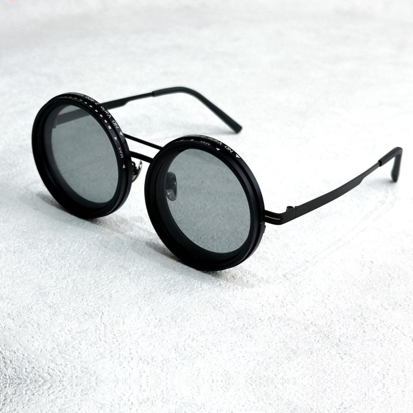 Unisex Round Polarized Sunglasses – Adjustable Light Reduction – Premium Metal Frame