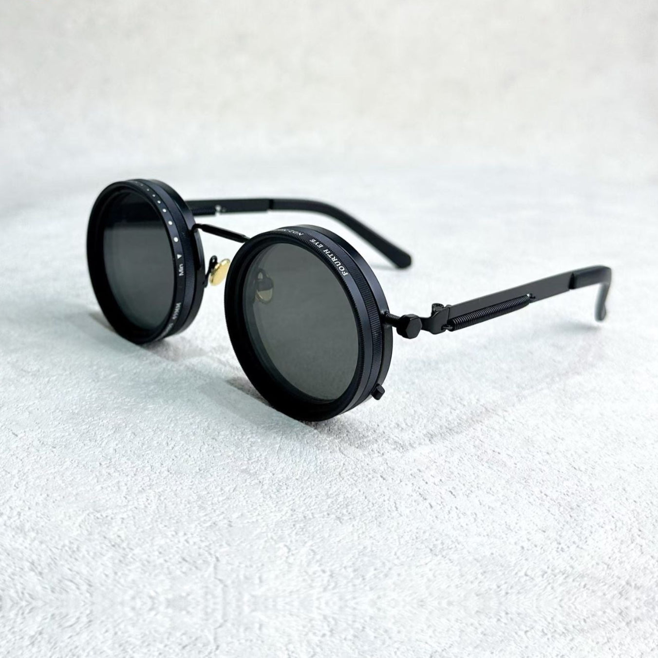 Unisex Round Polarized Sunglasses – Adjustable Light Reduction – Premium Metal Frame
