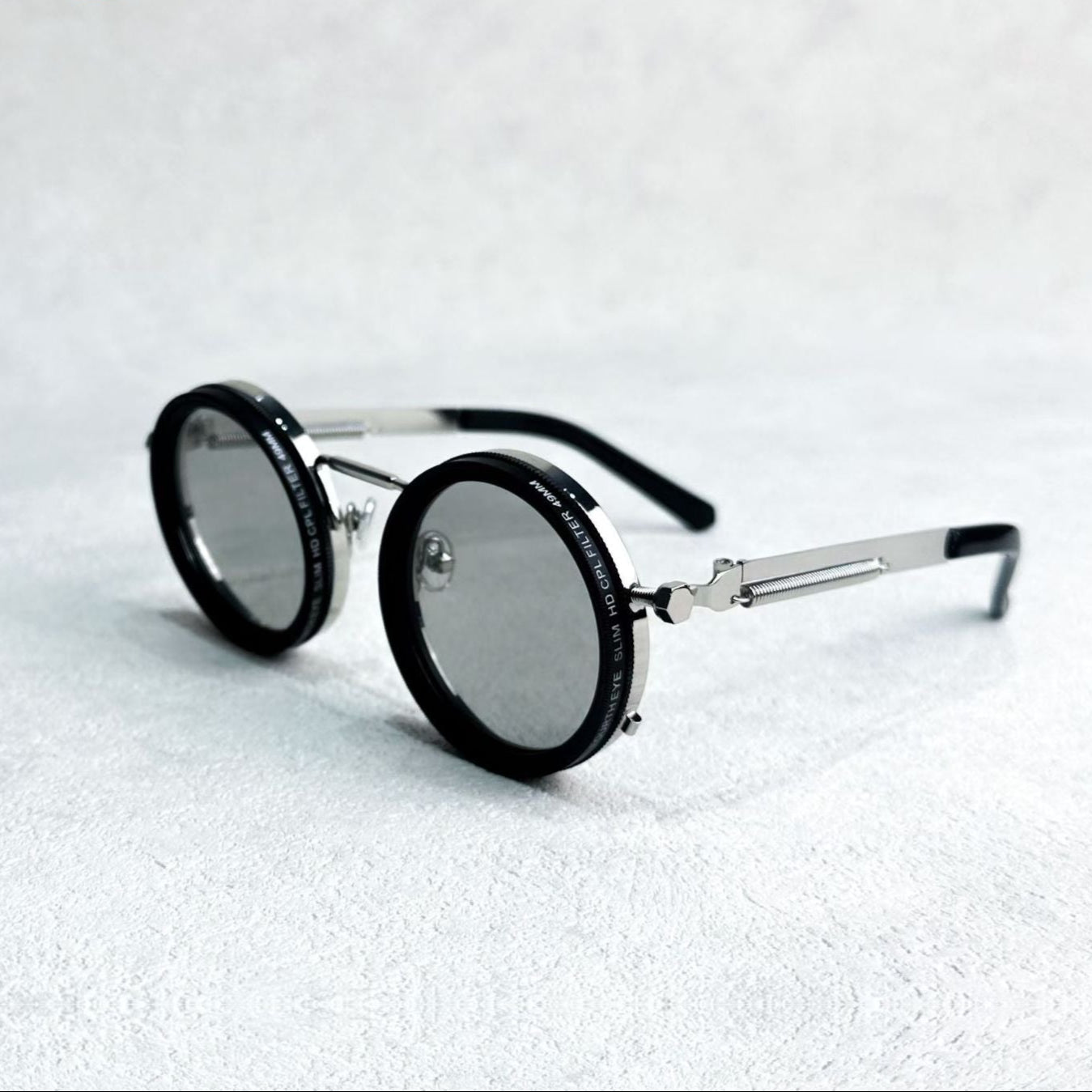 Unisex Round Polarized Sunglasses – Adjustable Light Reduction – Premium Metal Frame