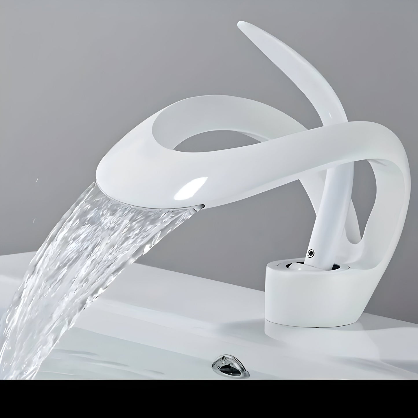 AquaGleam – Minimalist Bathroom Basin Tap