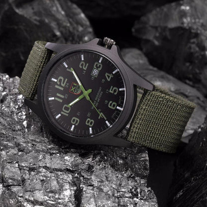 Tactical Military Watch – Durable & Waterproof Army-Style Wristwatch
