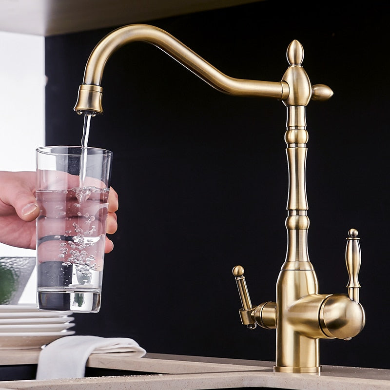 Traditional Kitchen Mixer Tap – Timeless Design with Modern Technology